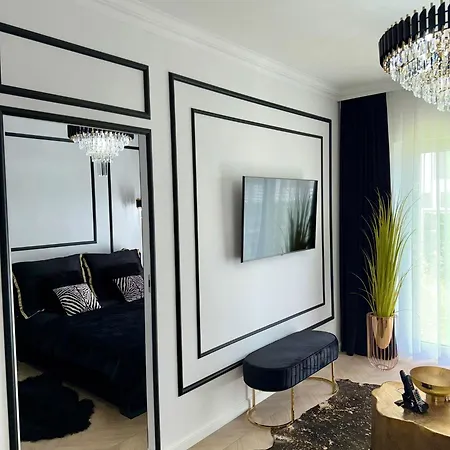 Just Unique Black Апартаменти *