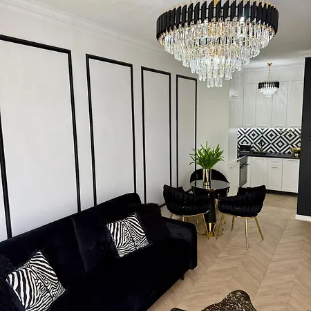Апартаменти Just Unique Black Познань