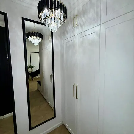 Just Unique Black Appartement