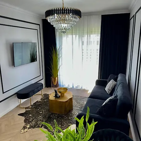 Just Unique Black Appartement Poznań