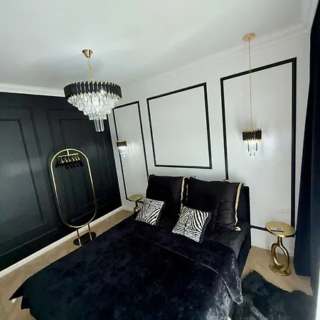 Appartement Just Unique Black *