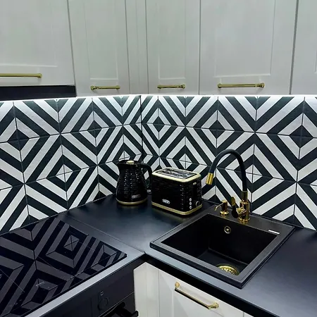 Just Unique Black Appartement *